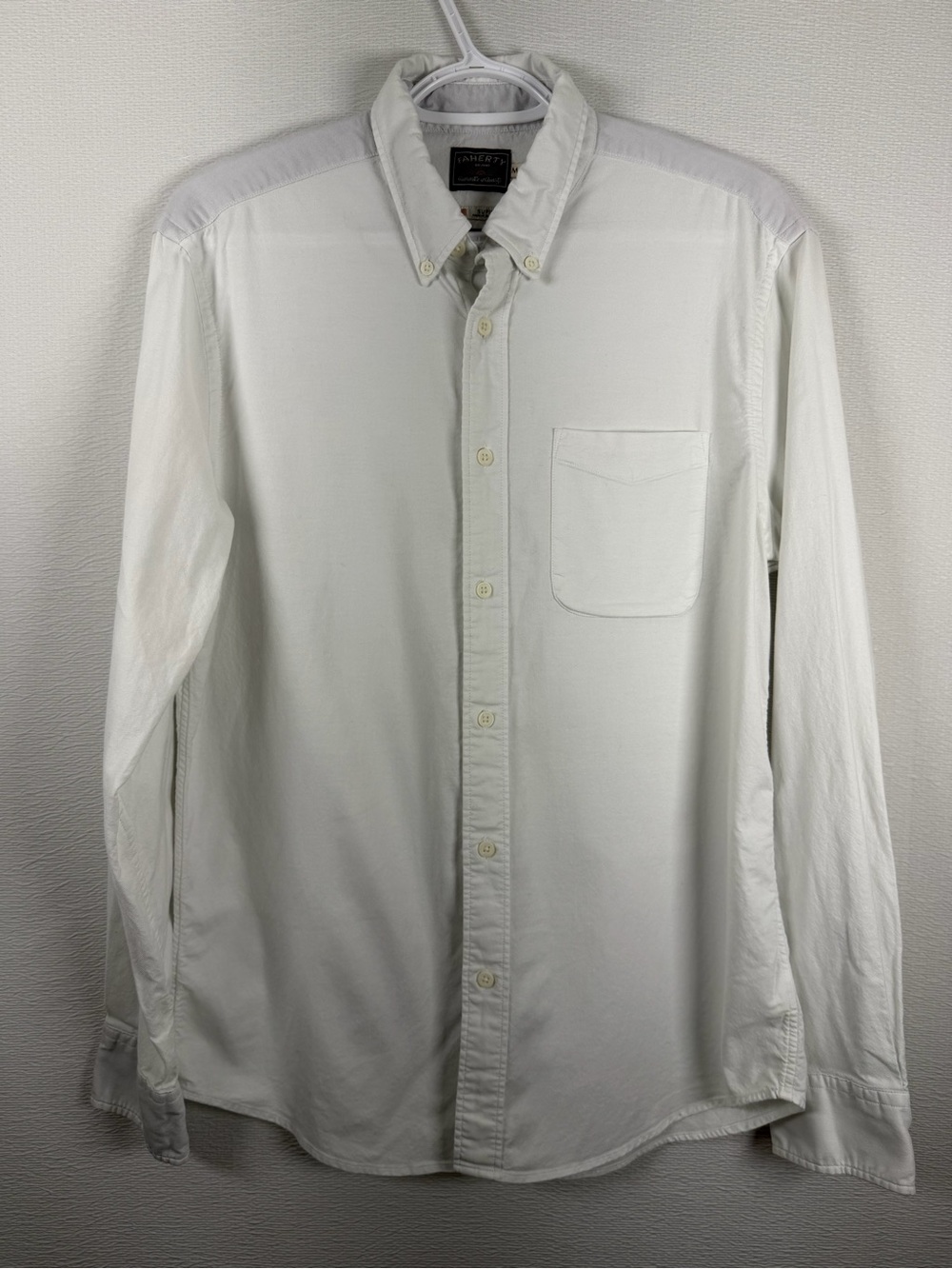 Faherty White Supima Cotton Oxford Shirt Medium